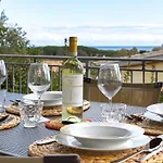 Veranda Sea View, 2 Minutes From The شقة *