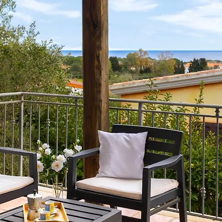 Veranda Sea View, 2 Minutes From The Capo Comino